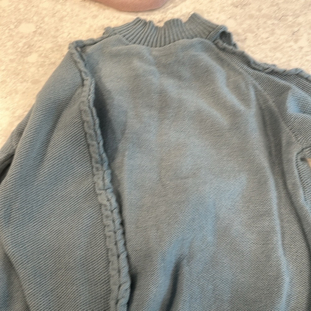 Three Size Large Sweaters - image 8